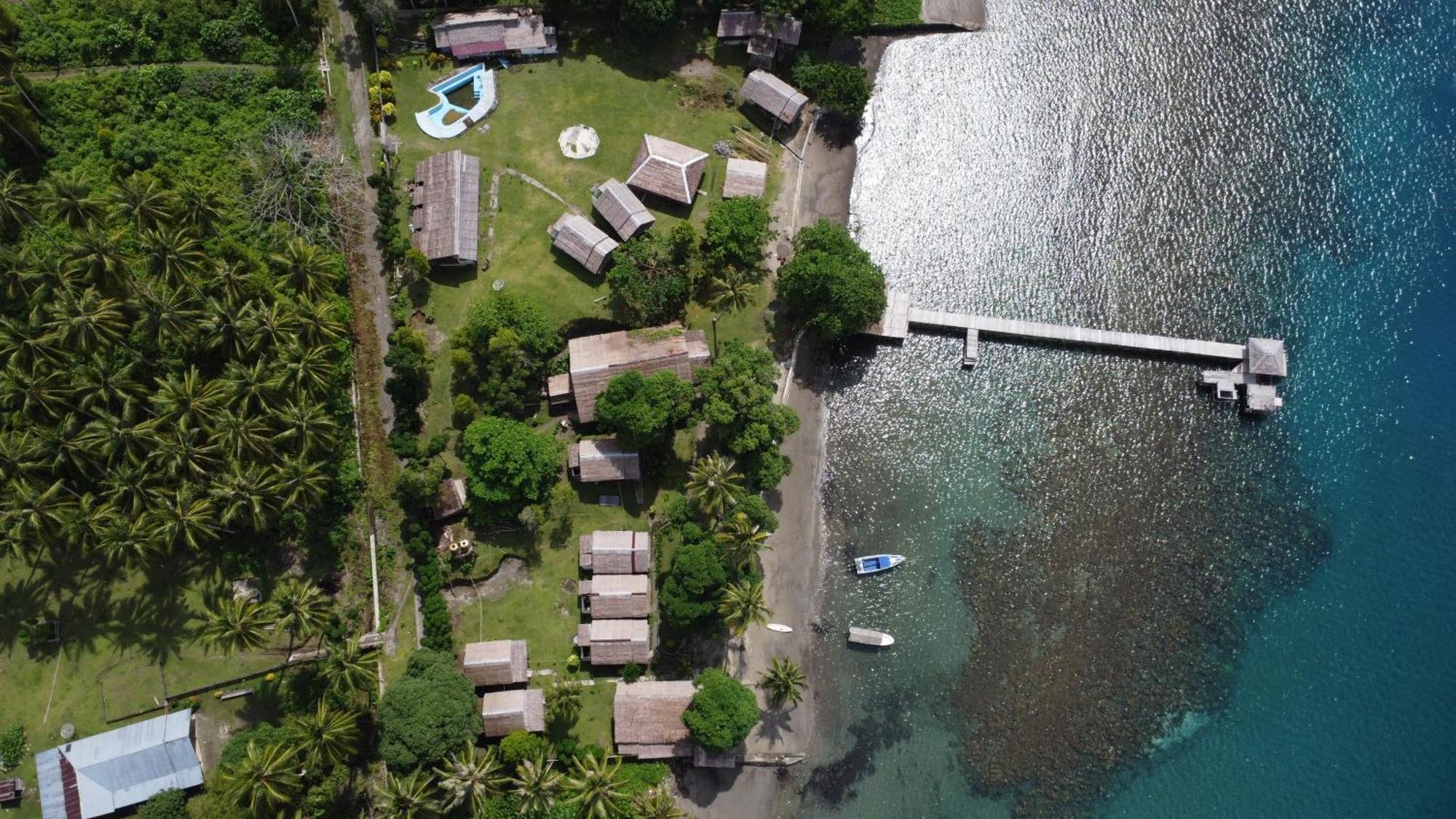 Pristine Paradise Dive Resort - Togean Islands, Una Una Pulau Unauna ภายนอก รูปภาพ